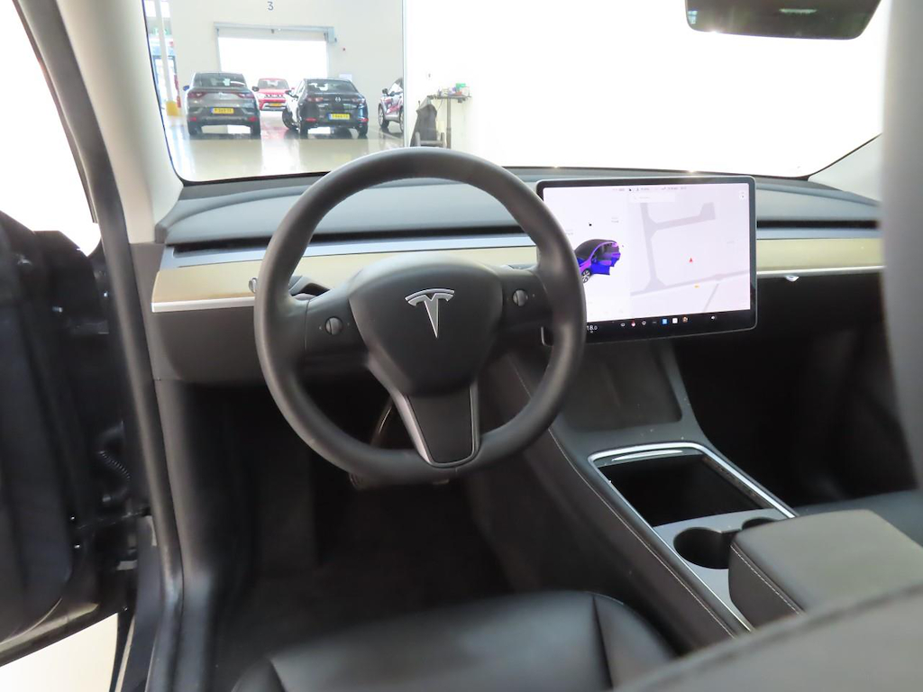 Foto 5 van Tesla Model Y