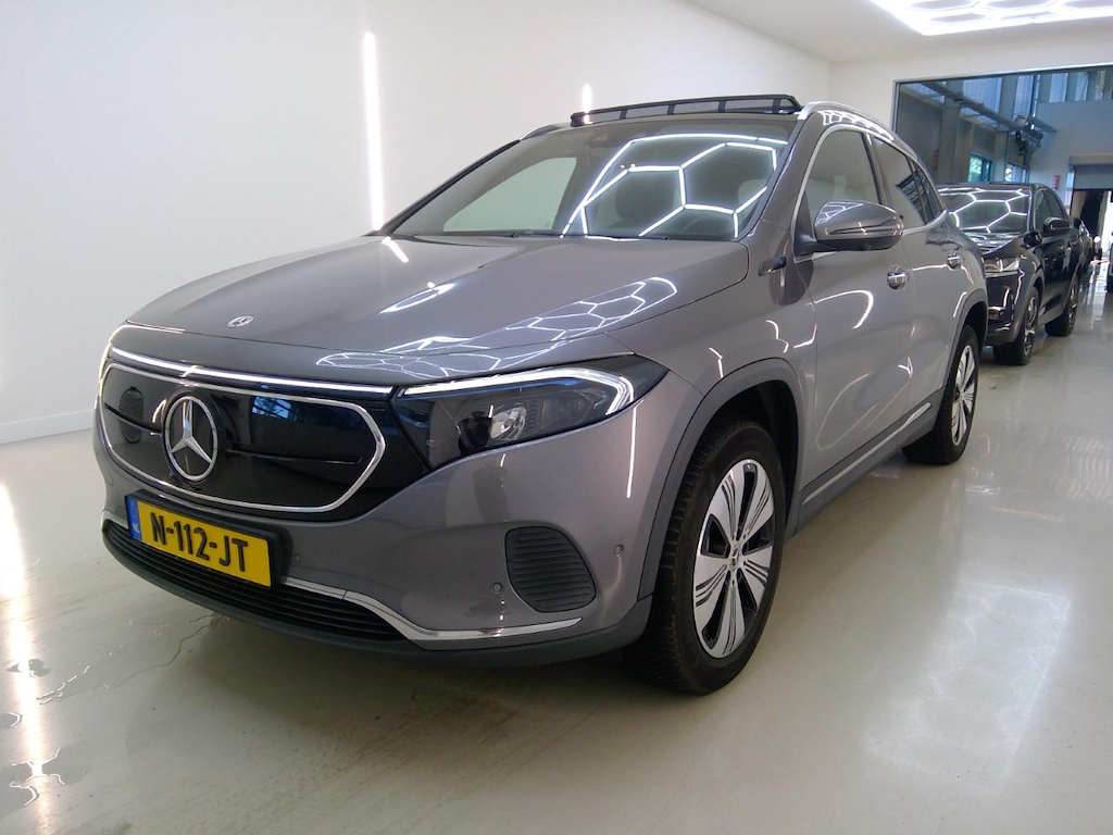 Foto 2 van Mercedes EQA