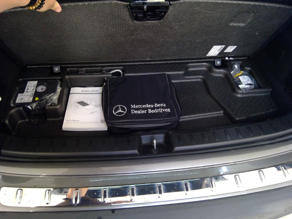 Foto 12 van Mercedes EQA