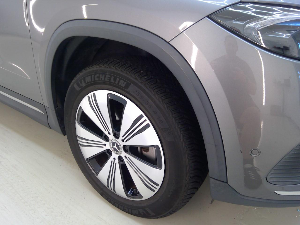 Foto 31 van Mercedes EQA
