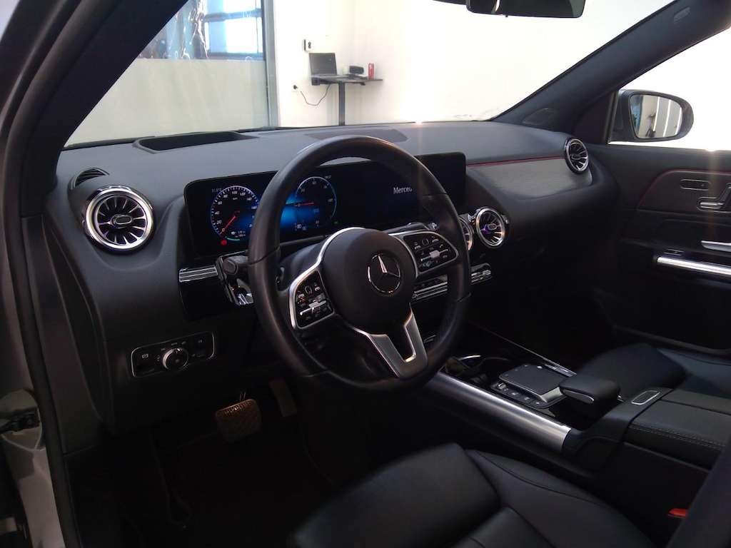 Foto 6 van Mercedes EQA