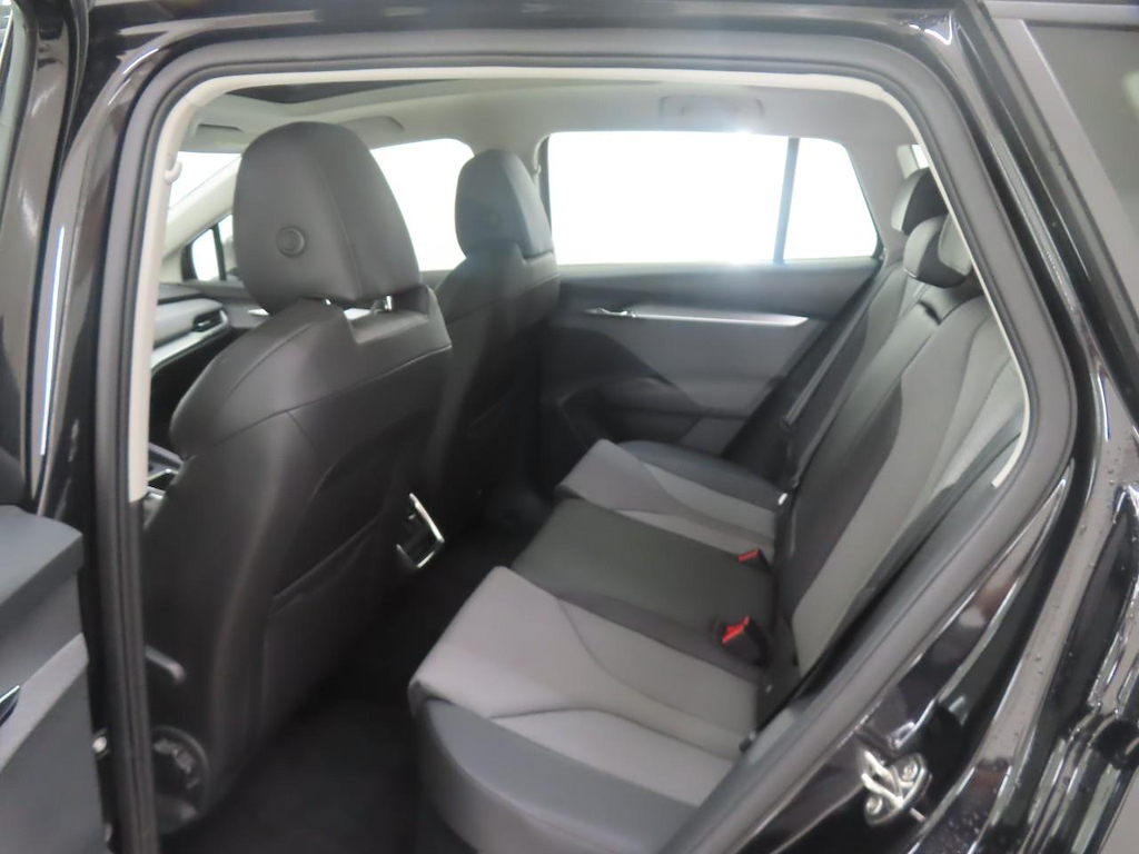 Foto 9 van Skoda Enyaq