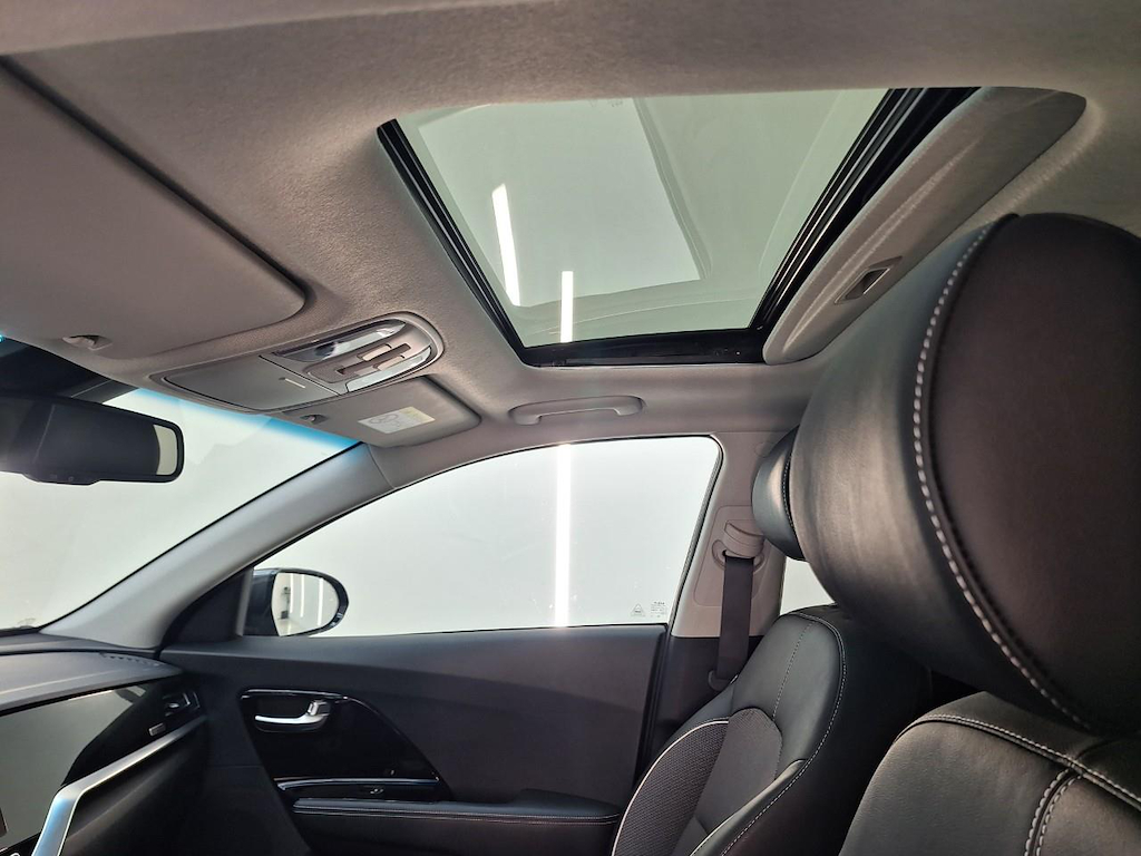 Foto 20 van Kia Niro