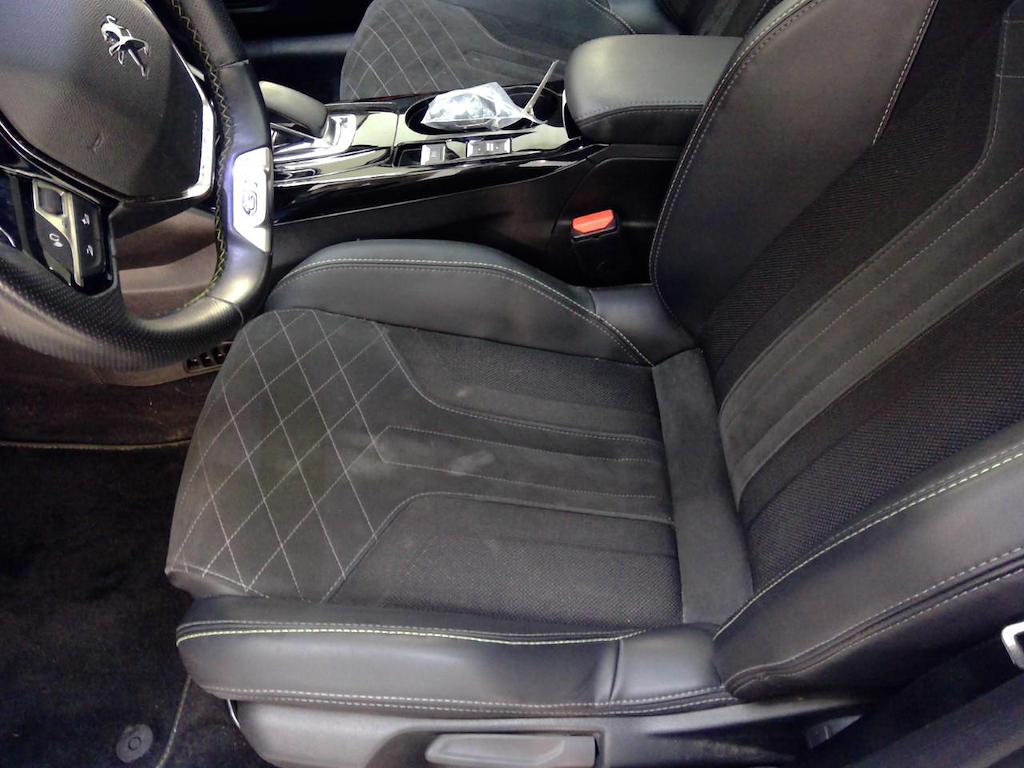 Foto 27 van Peugeot E-208