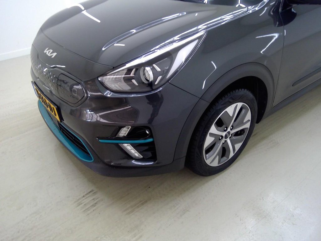 Foto 26 van Kia Niro