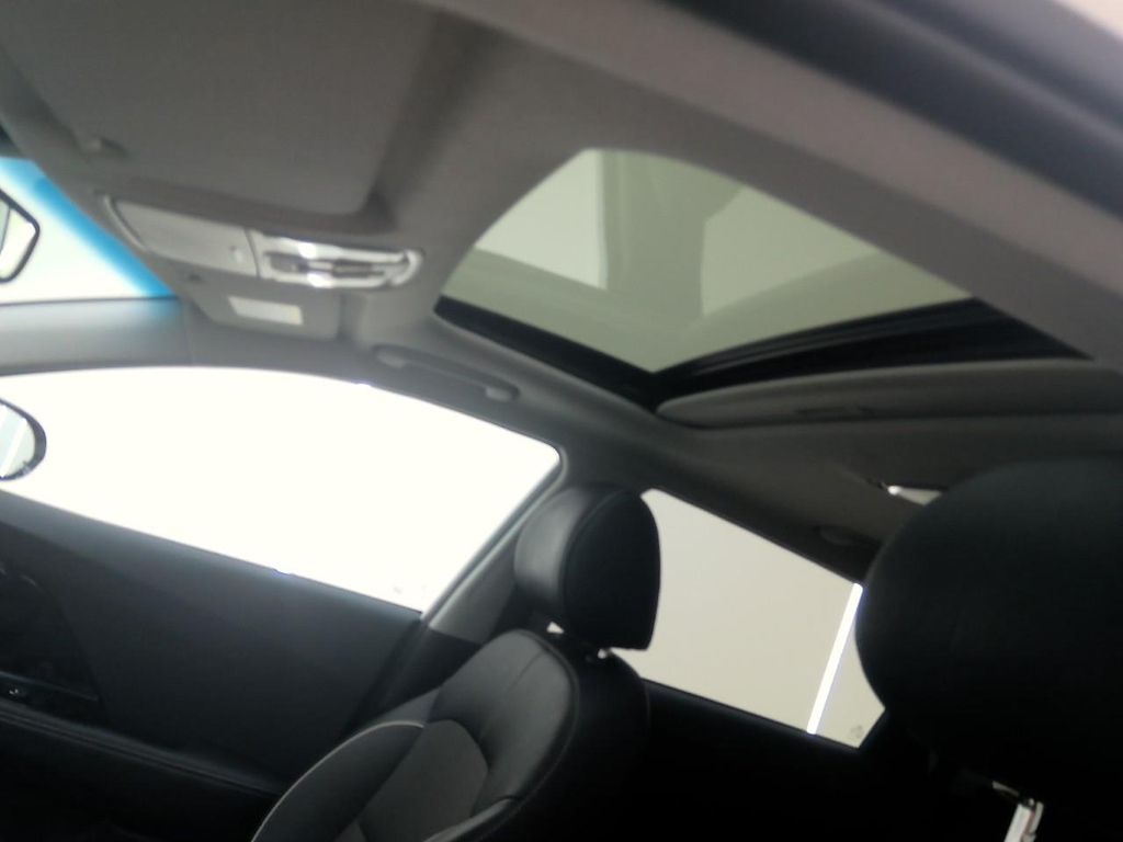 Foto 17 van Kia Niro