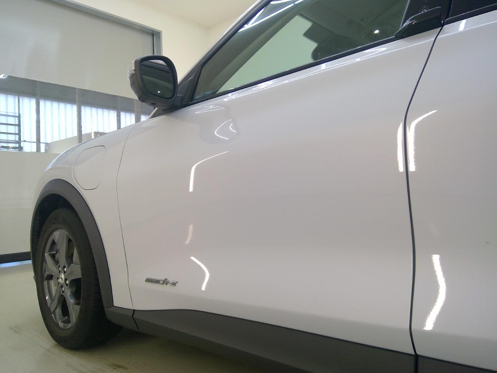 Foto 22 van Ford Mustang