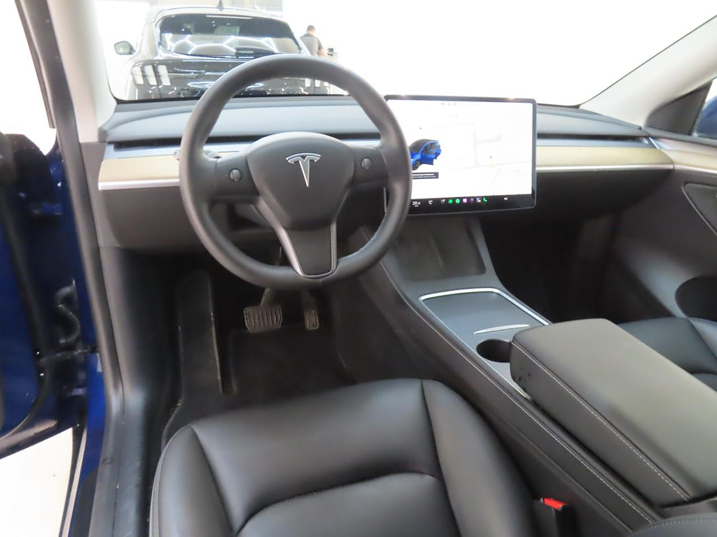 Foto 6 van Tesla Model Y