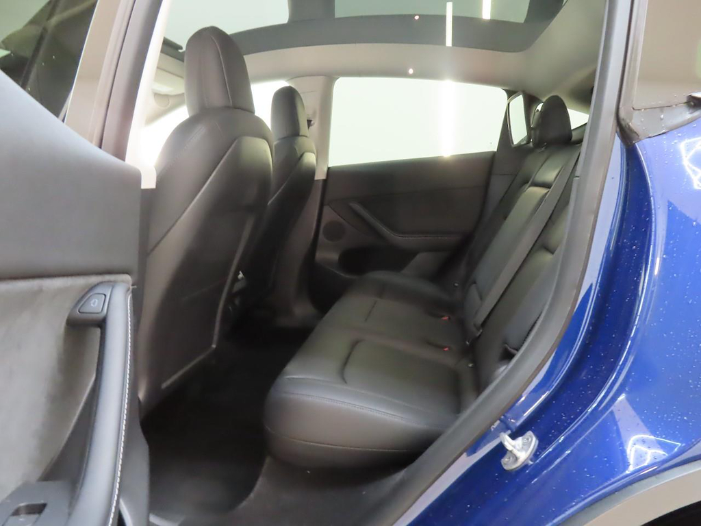 Foto 9 van Tesla Model Y