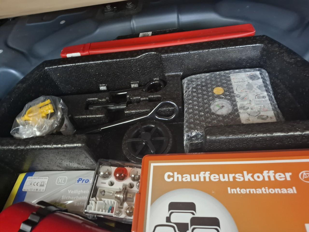 Foto 10 van Kia Niro