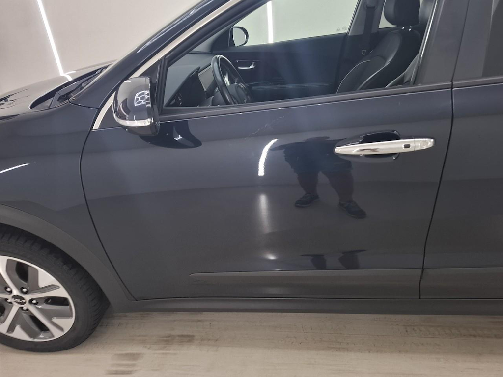 Foto 27 van Kia Niro