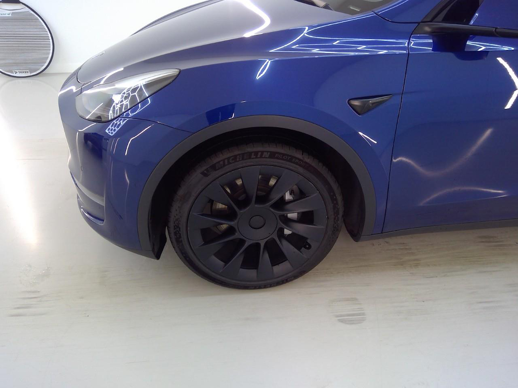 Foto 30 van Tesla Model Y