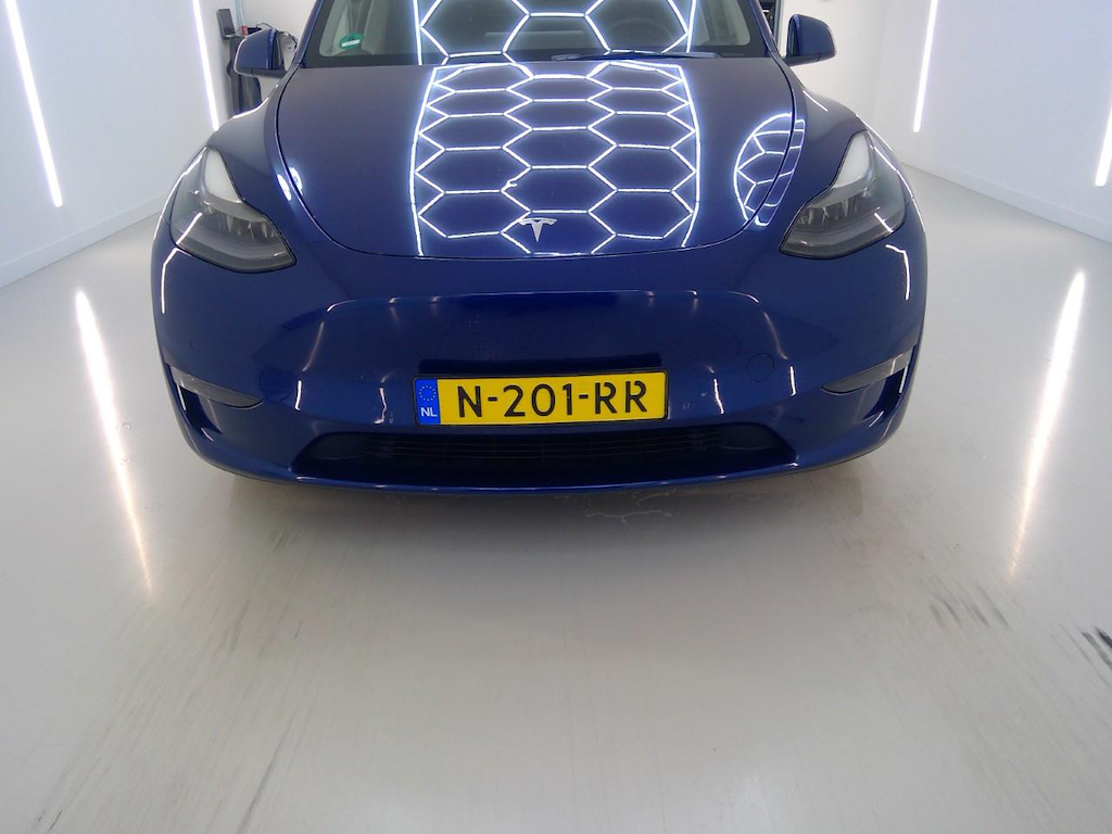 Foto 40 van Tesla Model Y