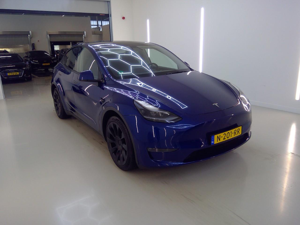 Foto 7 van Tesla Model Y