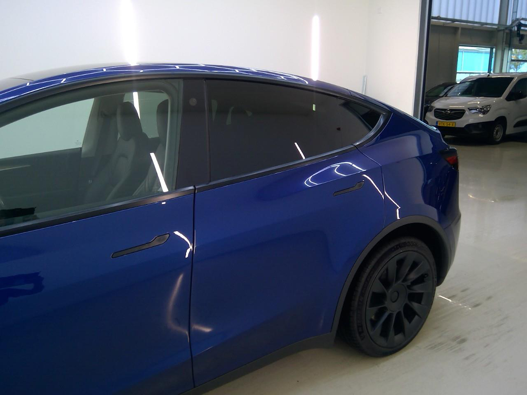 Foto 43 van Tesla Model Y