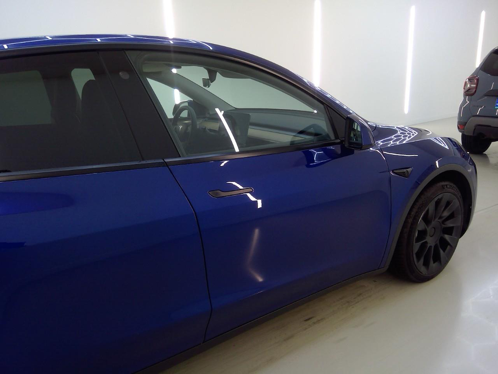 Foto 46 van Tesla Model Y