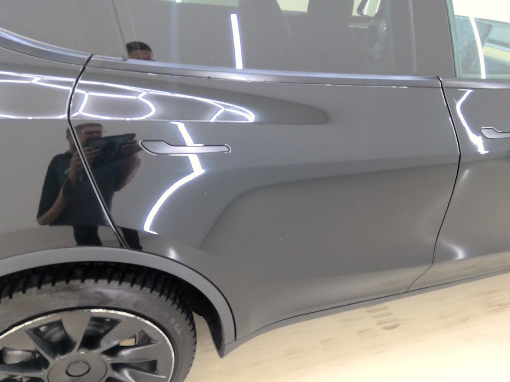 Foto 43 van Tesla Model Y