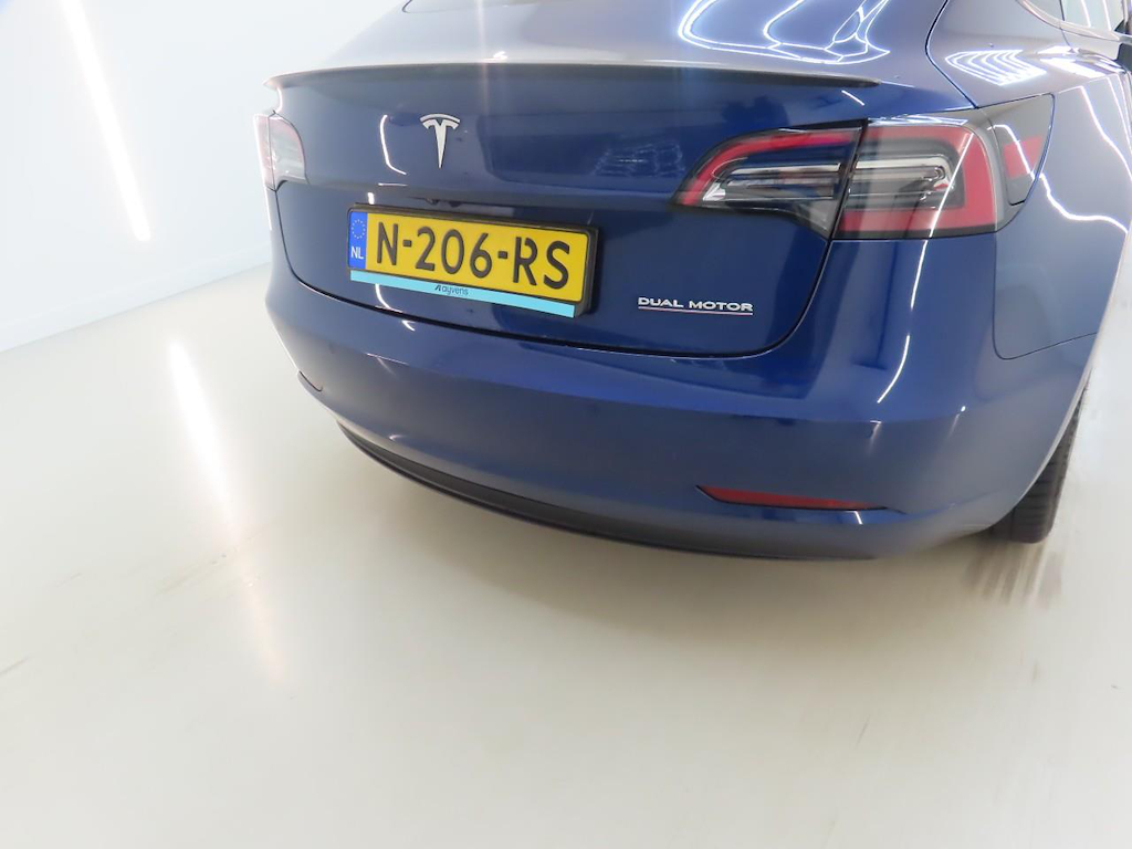 Foto 18 van Tesla Model 3
