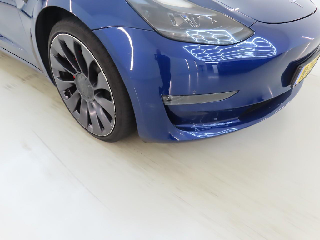 Foto 20 van Tesla Model 3