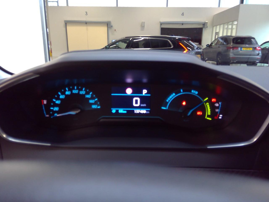 Foto 4 van Peugeot E-208
