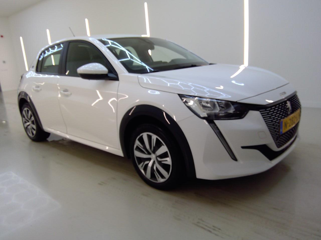 Foto 6 van Peugeot E-208