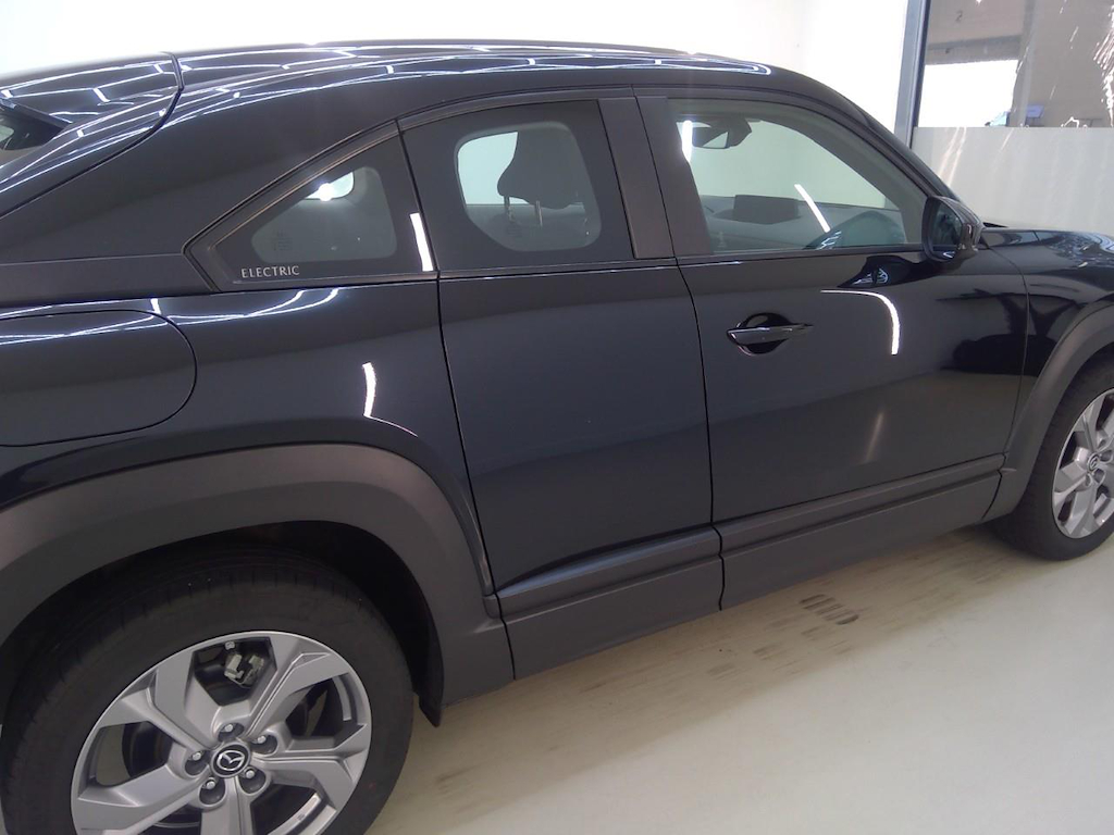 Foto 33 van Mazda MX-30