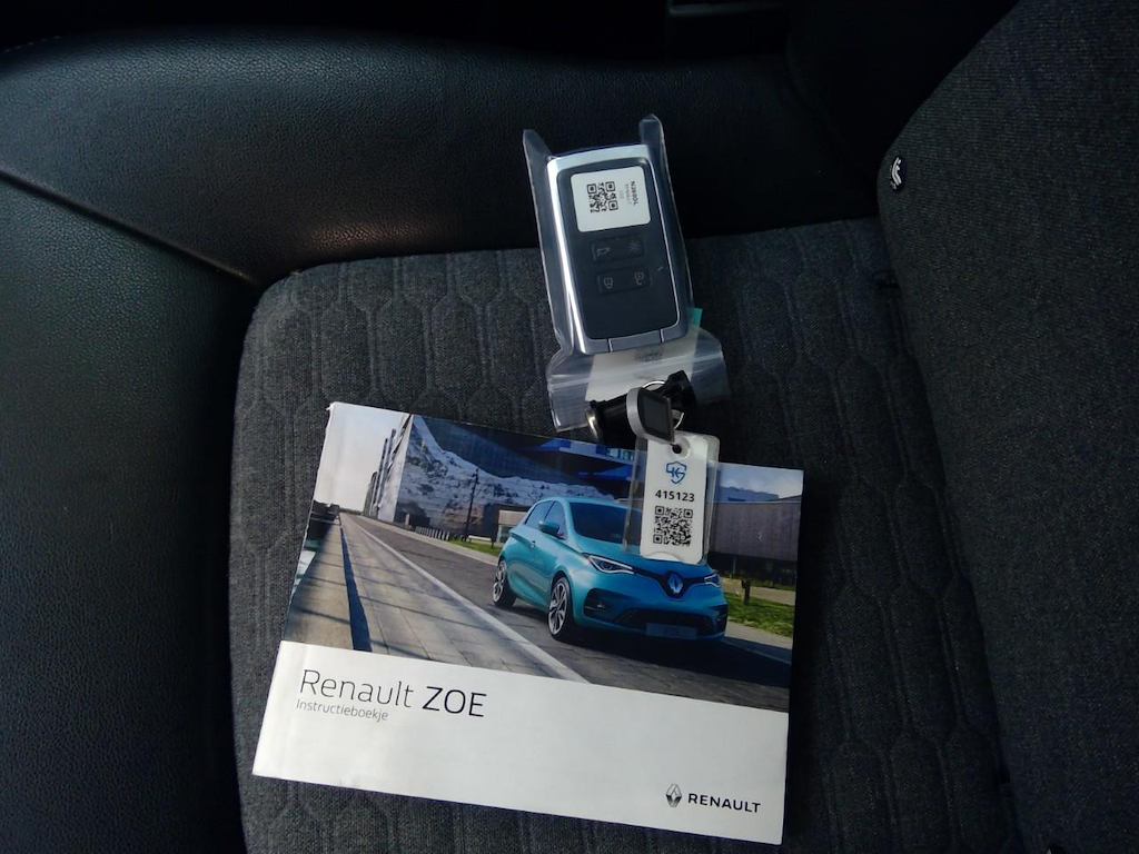 Photo 16 of Renault Zoe