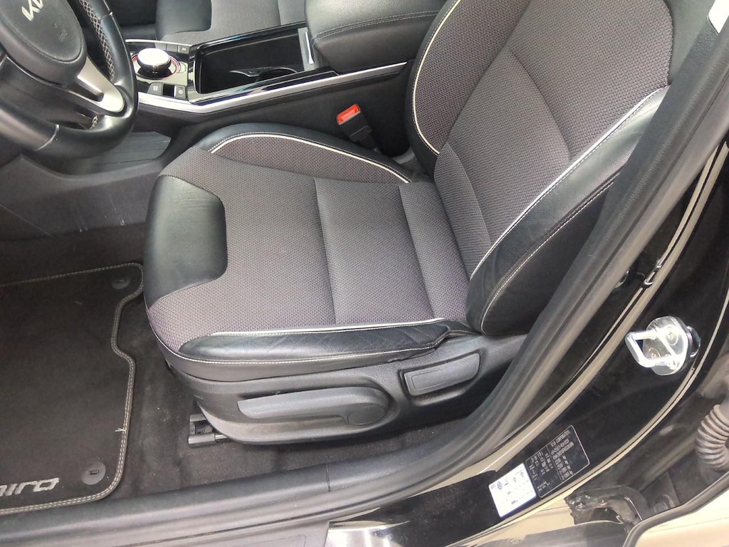 Foto 24 van Kia Niro