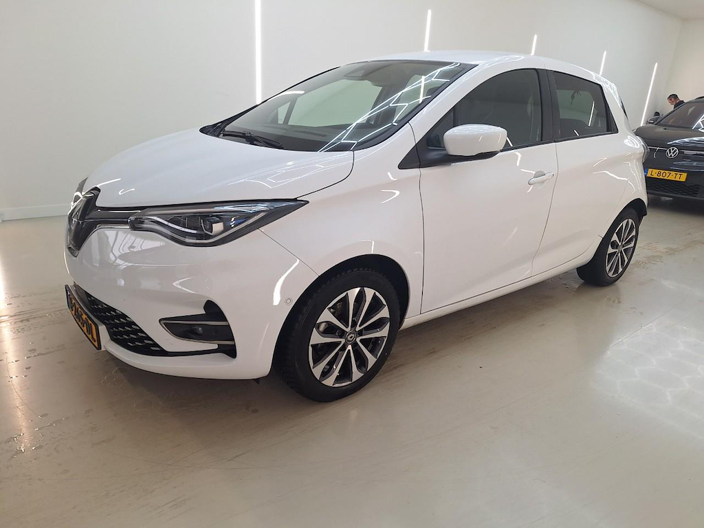 Photo 2 of Renault Zoe