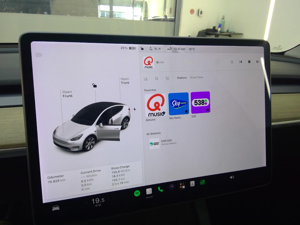 Foto 34 van Tesla Model Y