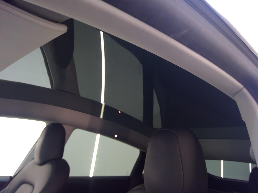 Foto 44 van Tesla Model Y