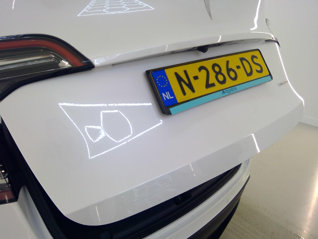 Foto 50 van Tesla Model Y