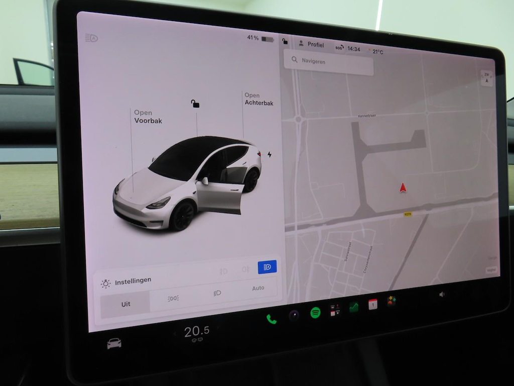 Foto 19 van Tesla Model Y