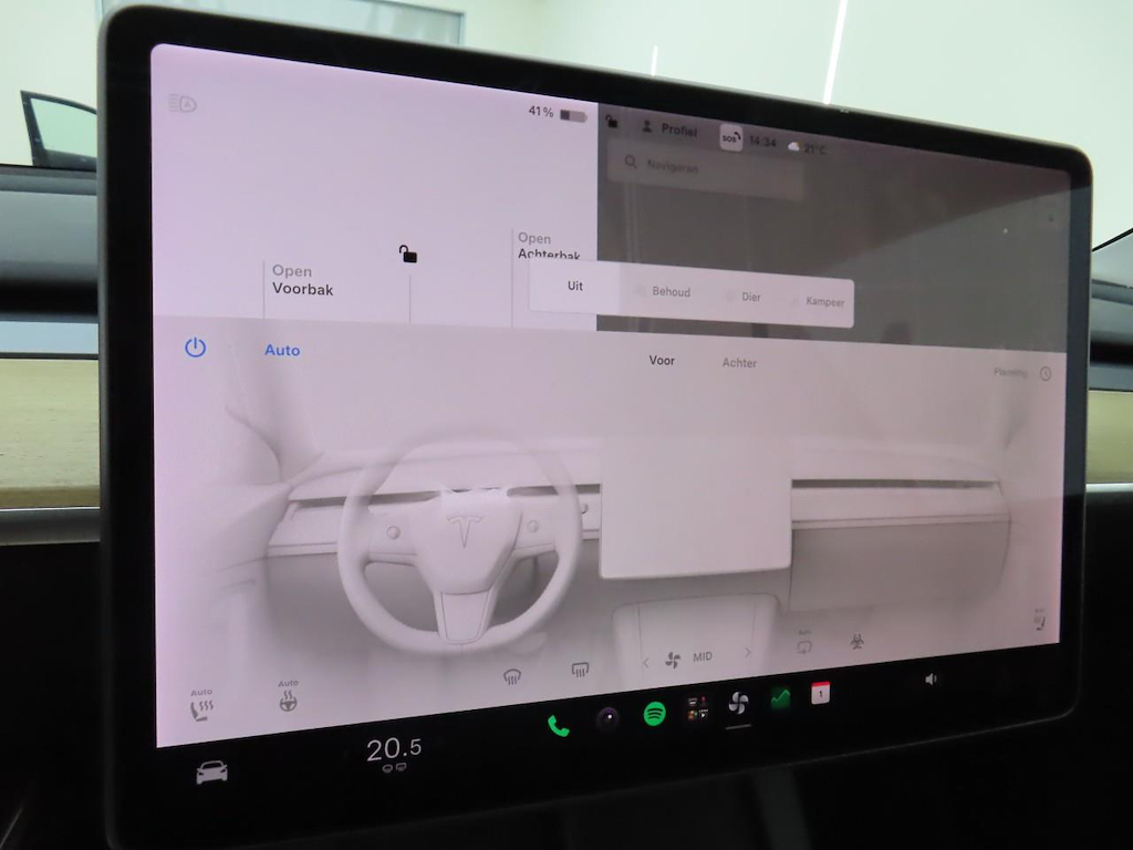 Foto 20 van Tesla Model Y