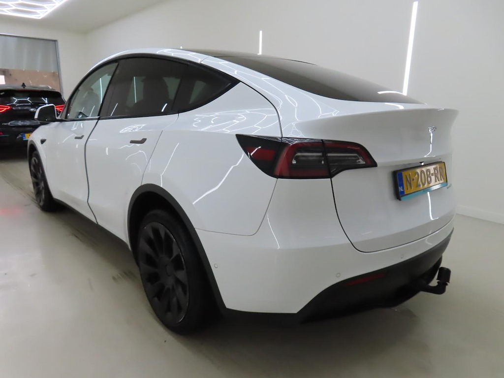 Foto 5 van Tesla Model Y