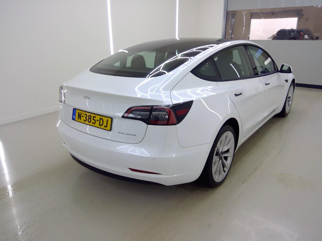 Foto 3 van Tesla Model 3