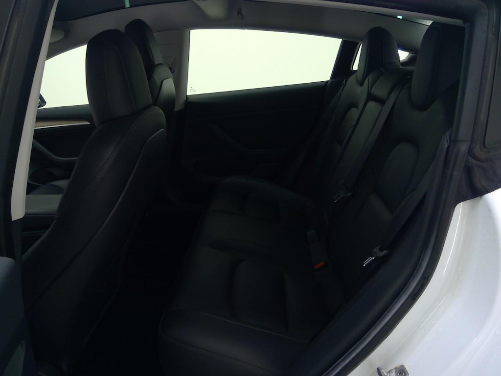 Foto 9 van Tesla Model 3