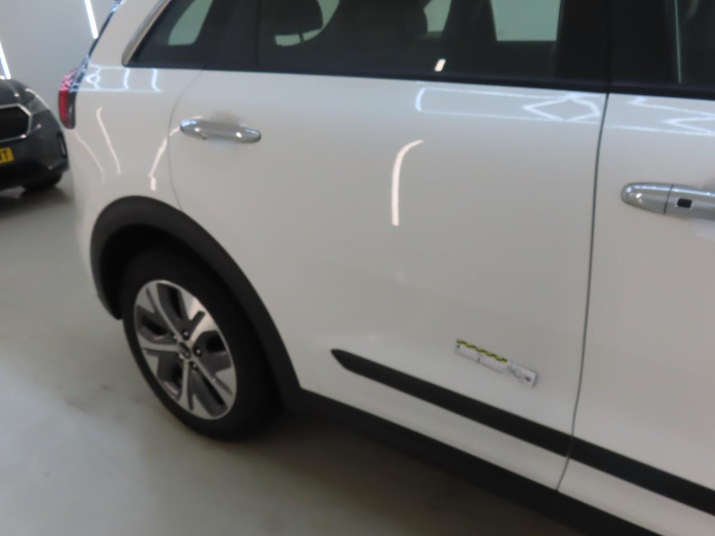 Foto 25 van Kia Niro