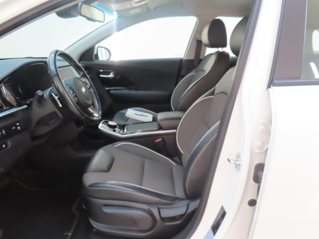 Foto 7 van Kia Niro