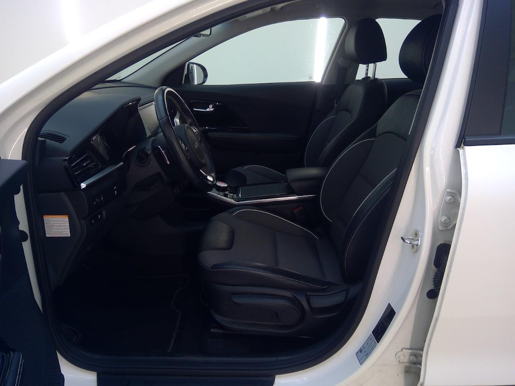 Foto 15 van Kia Niro