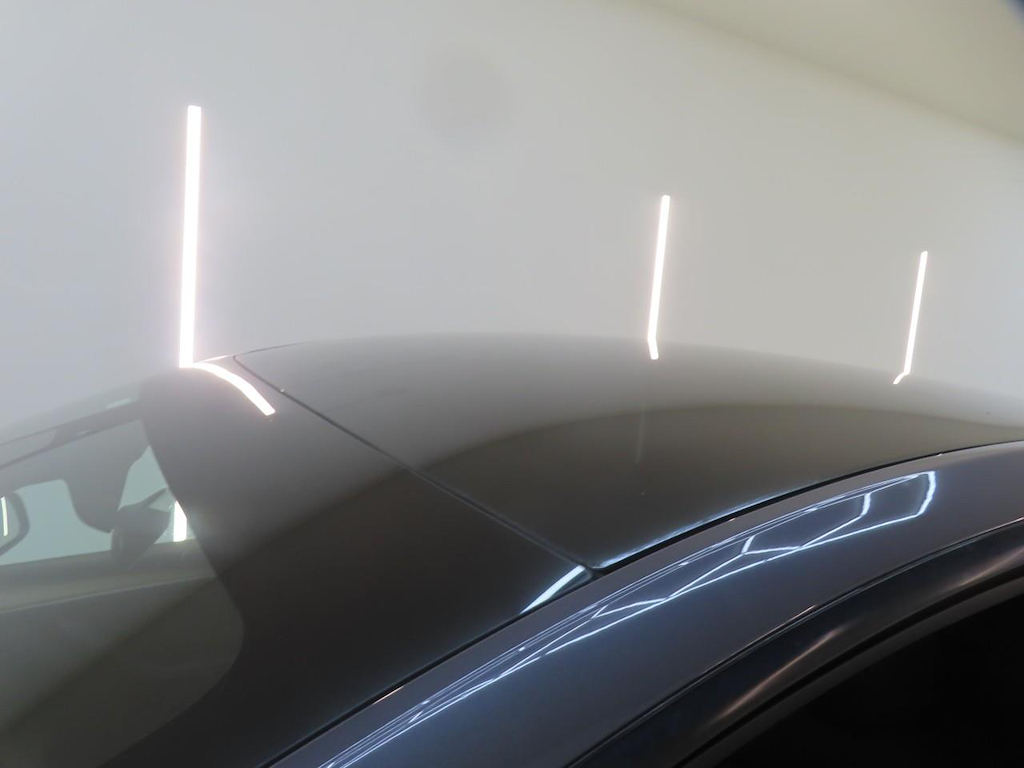Foto 20 van Tesla Model Y