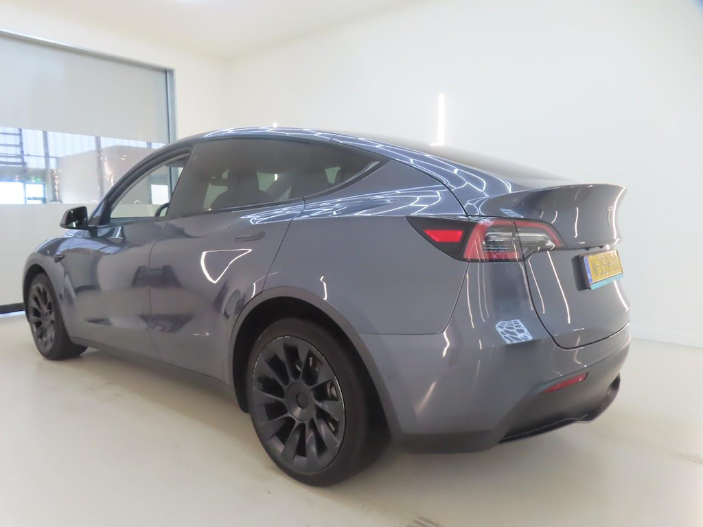 Foto 5 van Tesla Model Y