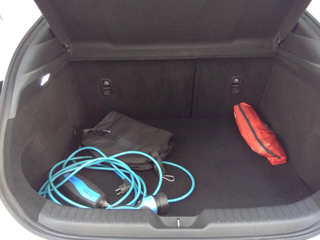 Foto 10 van Mazda MX-30