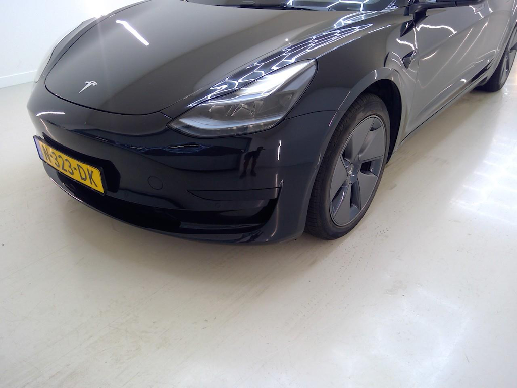 Foto 33 van Tesla Model 3