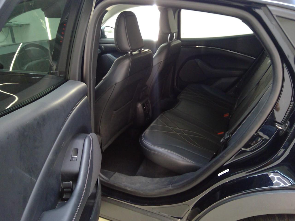 Foto 8 van Ford Mustang