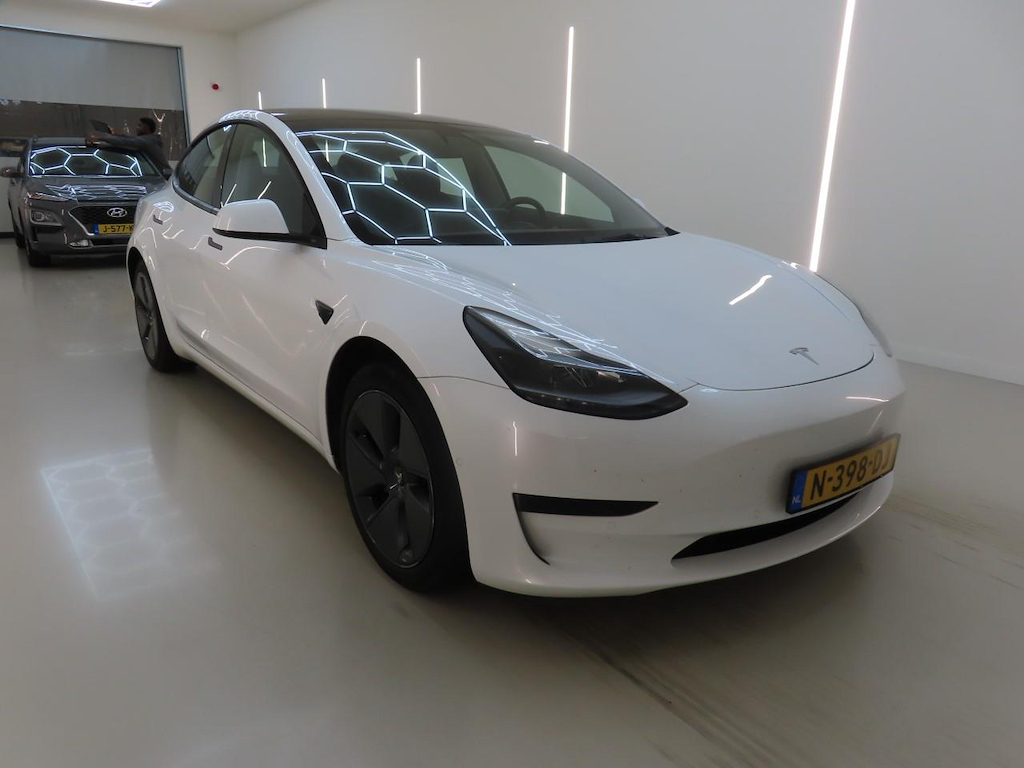 Foto 7 van Tesla Model 3