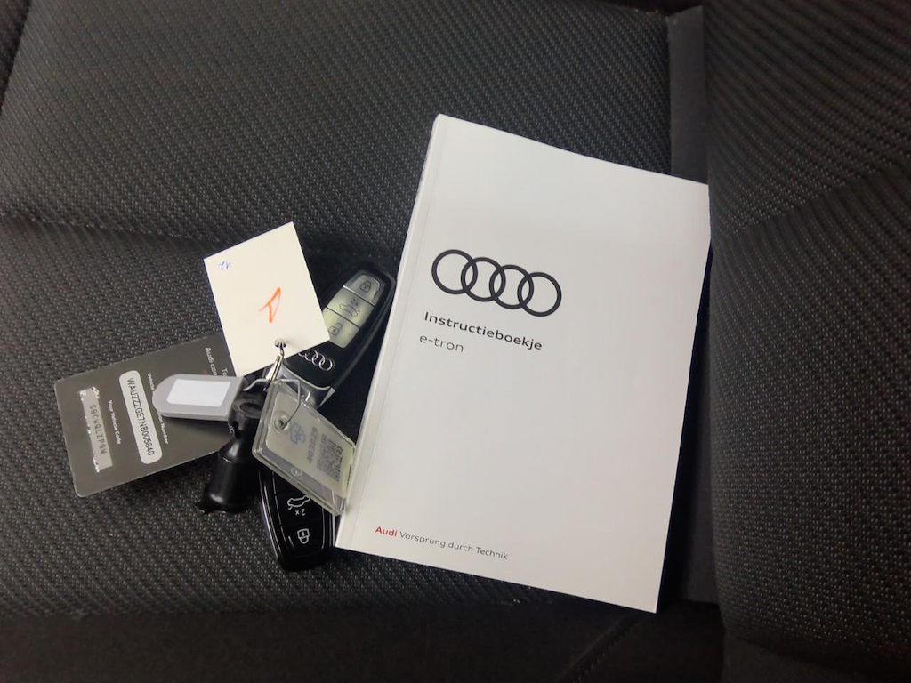 Foto 16 van Audi e-tron sportback