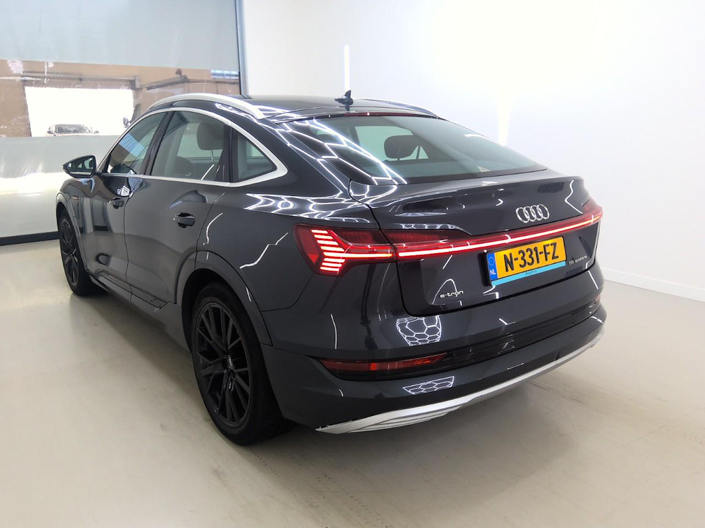 Foto 6 van Audi e-tron sportback