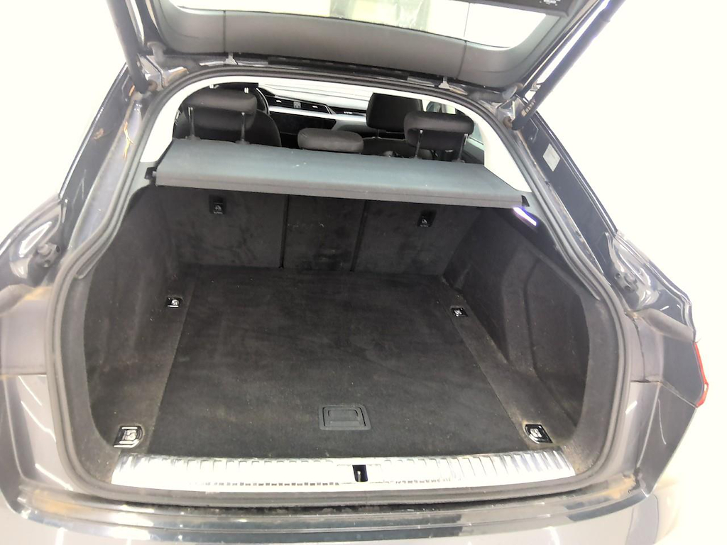 Foto 10 van Audi e-tron sportback