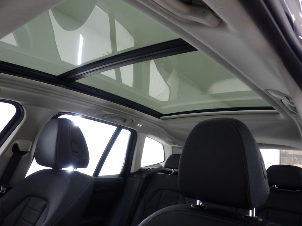 Foto 20 van BMW ix3